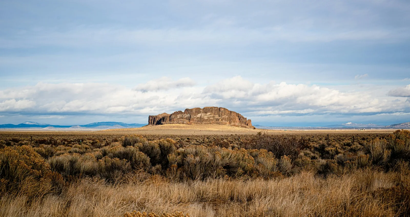 Fort Rock volcanic landscape near La Pine Oregon